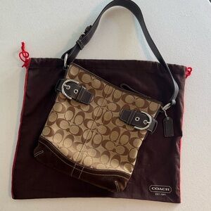 Vintage Coach Signature Brown Shoulder Bag – Suede & Leather Details, 9”x9”